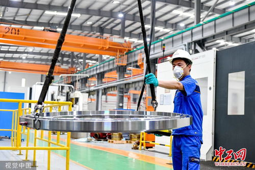 浙江湖州 技術(shù)人員趕制訂單產(chǎn)品，積極融入長(zhǎng)三角科創(chuàng)走廊建設(shè)